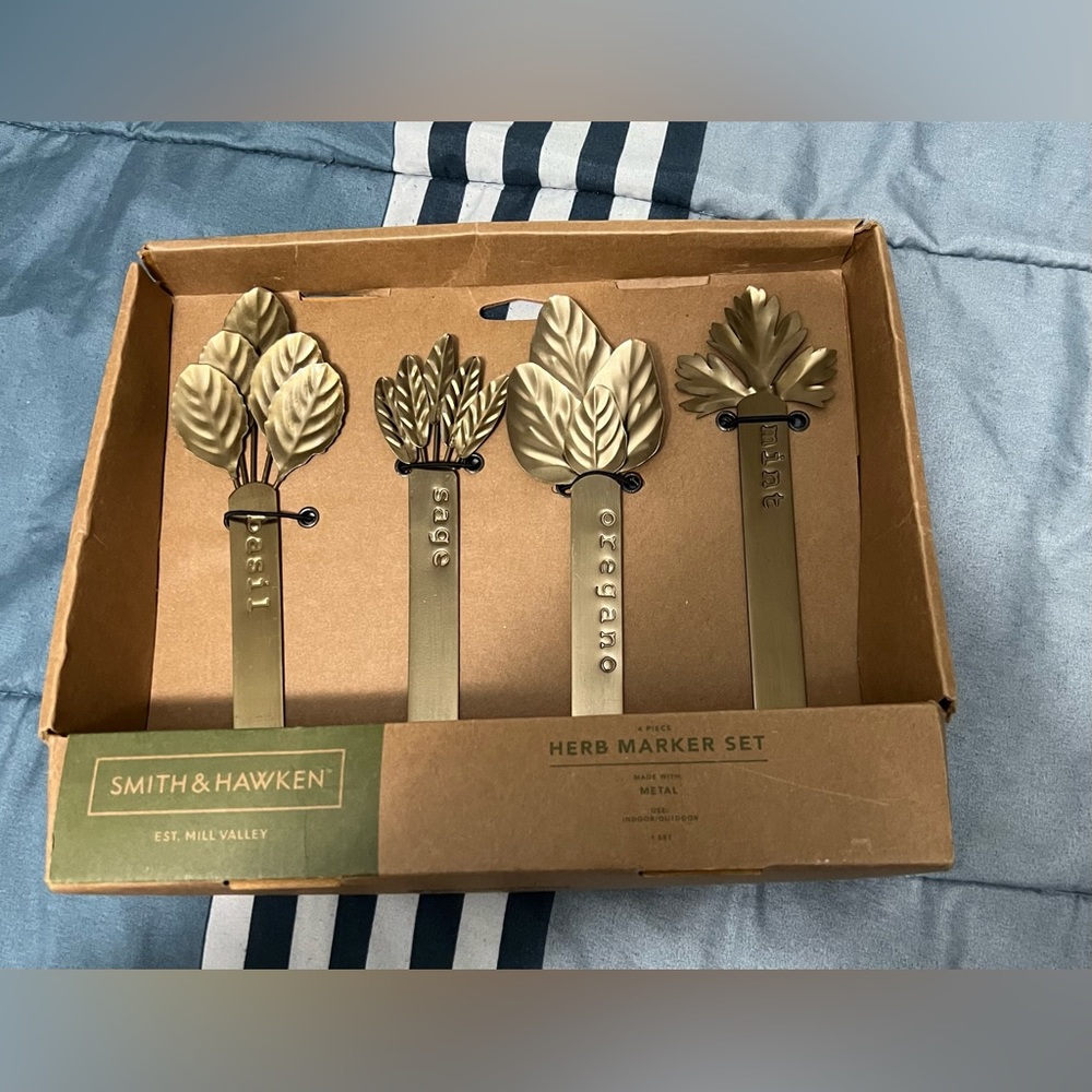 Smith & Hawken Planting Herb Marker set